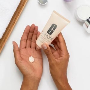 ماسک شب کلینیک تغذیه کننده و آبرسان پوست