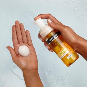 فوم شستشوی صورت زردچوبه نوتروژینا حجم 150 میلی لیتر